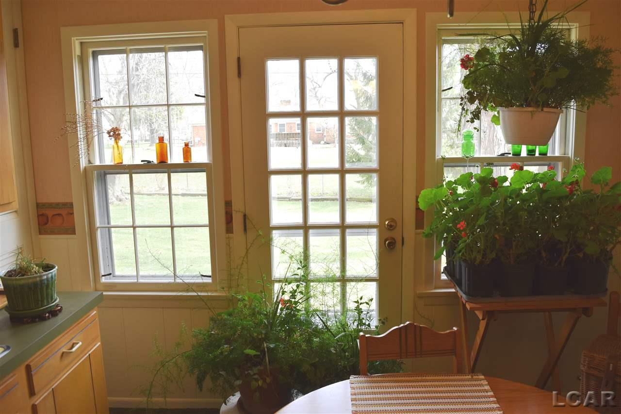 1365 Trenton Road Adrian, MI 49221 - Photo 12 of 41 Breakfast Room 2