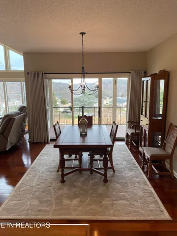 $998,000 | 219 Tuhdegwa Lane, Loudon, TN 37774