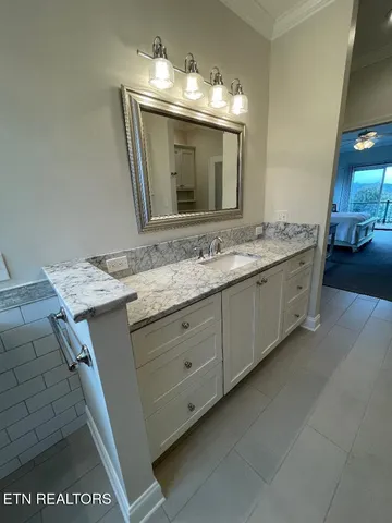 $998,000 | 219 Tuhdegwa Lane, Loudon, TN 37774