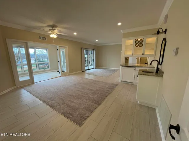 $998,000 | 219 Tuhdegwa Lane, Loudon, TN 37774