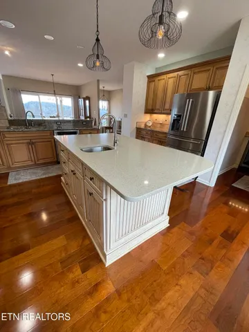 $998,000 | 219 Tuhdegwa Lane, Loudon, TN 37774