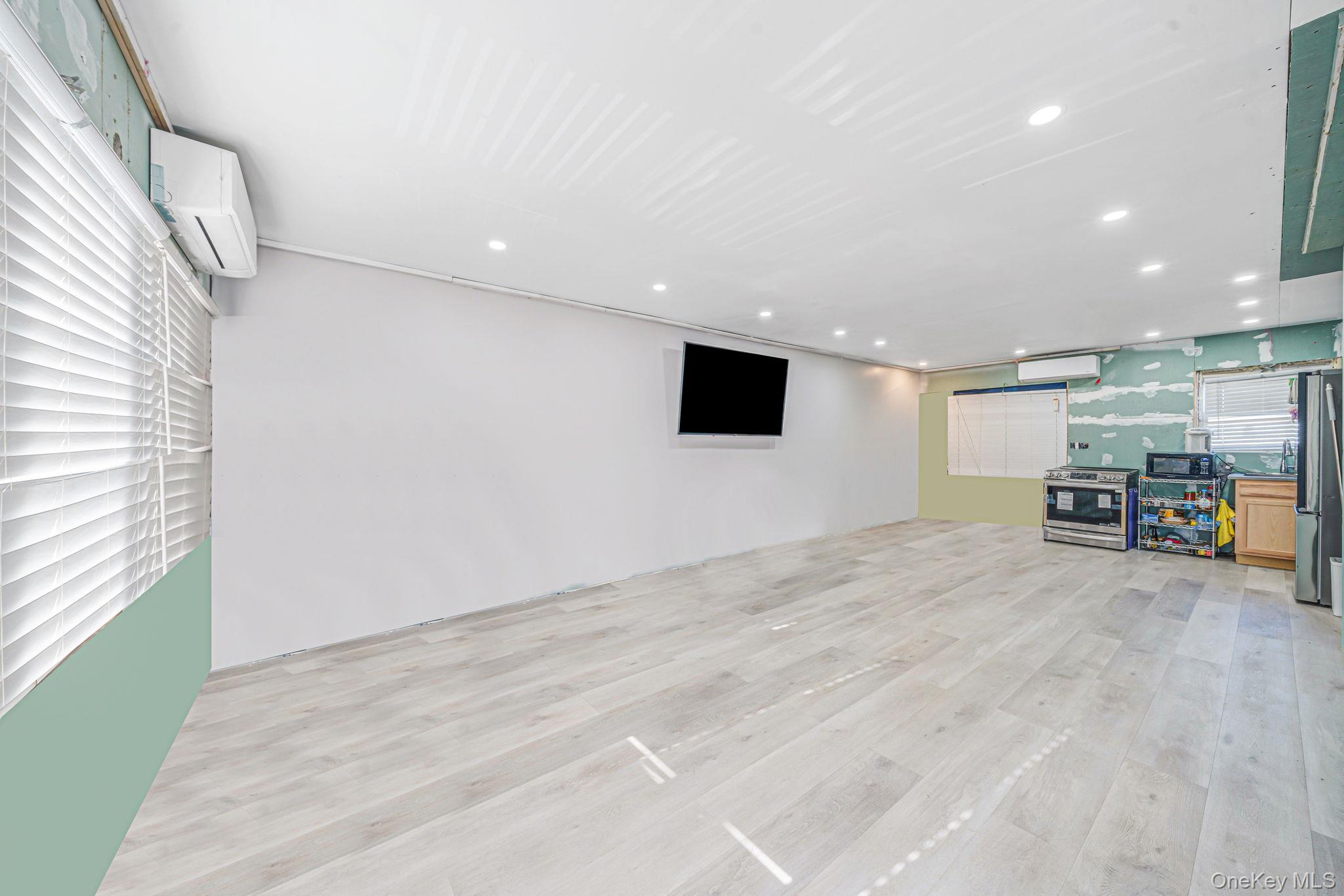 179-49 Eveleth Road Queens, NY 11434 - Photo 5 of 15