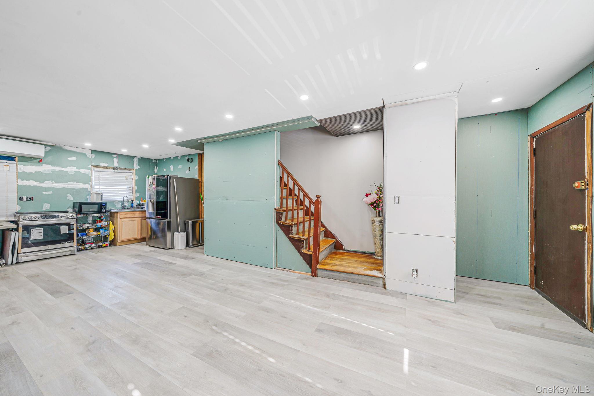 179-49 Eveleth Road Queens, NY 11434 - Photo 7 of 15