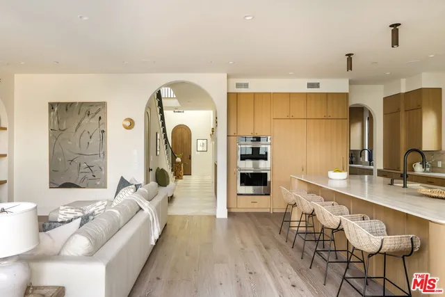 $4,795,000 | 344 North Vista Street, Los Angeles, CA 90036