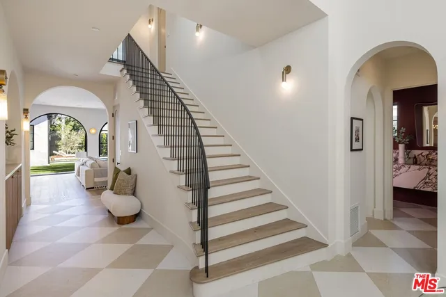 $4,795,000 | 344 North Vista Street, Los Angeles, CA 90036