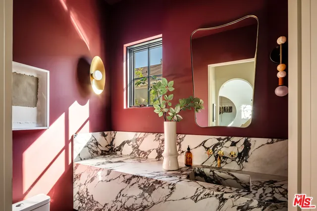 $4,795,000 | 344 North Vista Street, Los Angeles, CA 90036