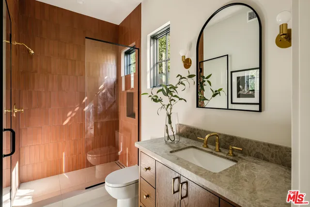 $4,795,000 | 344 North Vista Street, Los Angeles, CA 90036