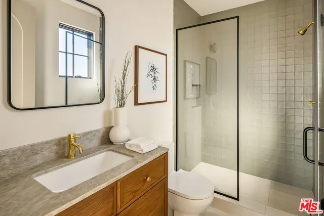 $4,795,000 | 344 North Vista Street, Los Angeles, CA 90036