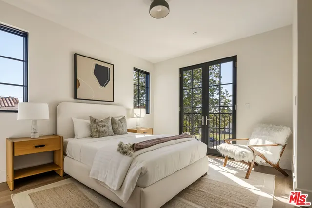 $4,795,000 | 344 North Vista Street, Los Angeles, CA 90036