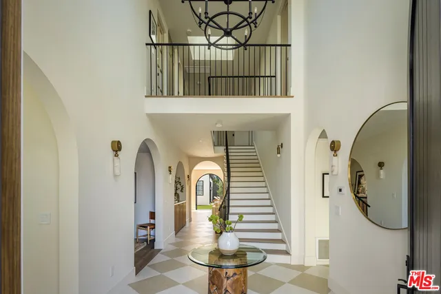 $4,795,000 | 344 North Vista Street, Los Angeles, CA 90036