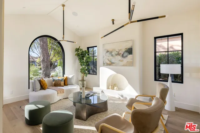 $4,795,000 | 344 North Vista Street, Los Angeles, CA 90036