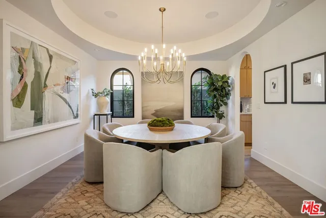 $4,795,000 | 344 North Vista Street, Los Angeles, CA 90036