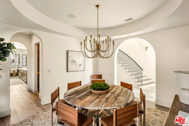 $4,795,000 | 344 North Vista Street, Los Angeles, CA 90036