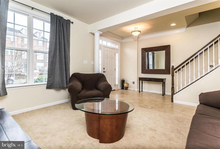 42799 Hay Road Ashburn, VA 20147 - Photo 4 of 27