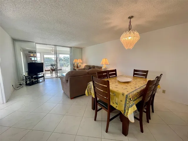 $149,500 | 7640 Northwest 18th Street, Unit 401, Margate, FL 33063