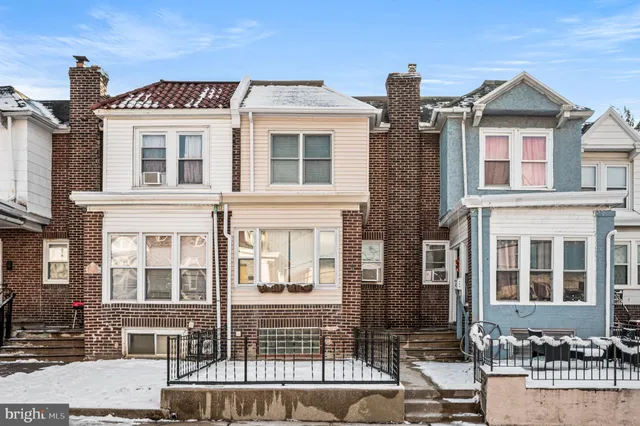 $219,900 | 360 Huntley Road, Upper Darby, PA 19082