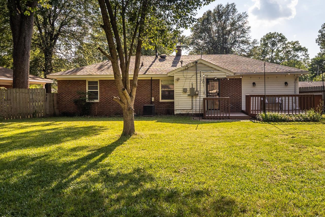 1604 Dearing Road Memphis, TN 38117 - Photo 17 of 18 a view of a house with a swimming pool