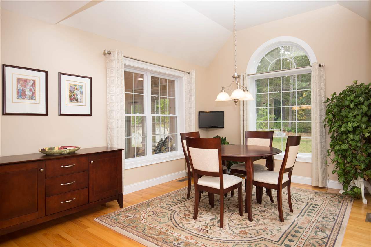 5 Harrington Road Merrimack, NH 03054 - Photo 12 of 40