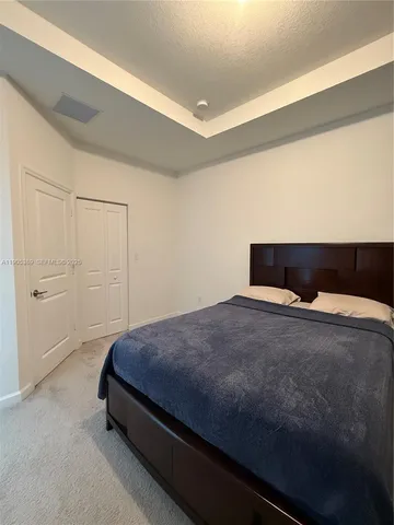 $3,000 | Miami-Dade County, Miami, FL 33170