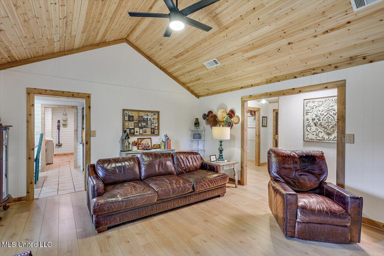 235 Maxie Road Mount Olive, MS 39119 - Photo 7 of 38 15-235 Maxie Rd