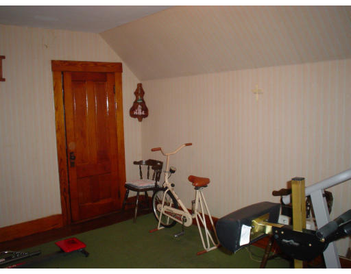 55 Youngs Road Lunenburg, MA 01462 - Photo 11 of 14 Gallery Image 11
