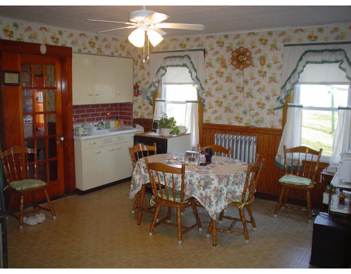 55 Youngs Road Lunenburg, MA 01462 - Photo 3 of 14 Gallery Image 3