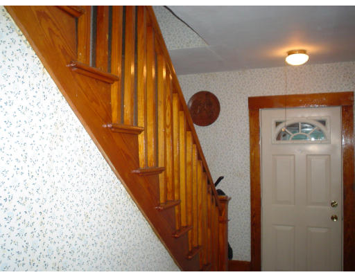 55 Youngs Road Lunenburg, MA 01462 - Photo 8 of 14 Gallery Image 8