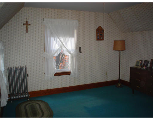 55 Youngs Road Lunenburg, MA 01462 - Photo 10 of 14 Gallery Image 10