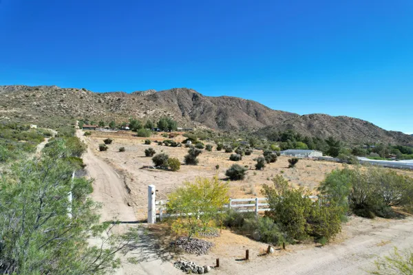 $379,500 | 10505 Hess Boulevard, Morongo Valley, CA 92256
