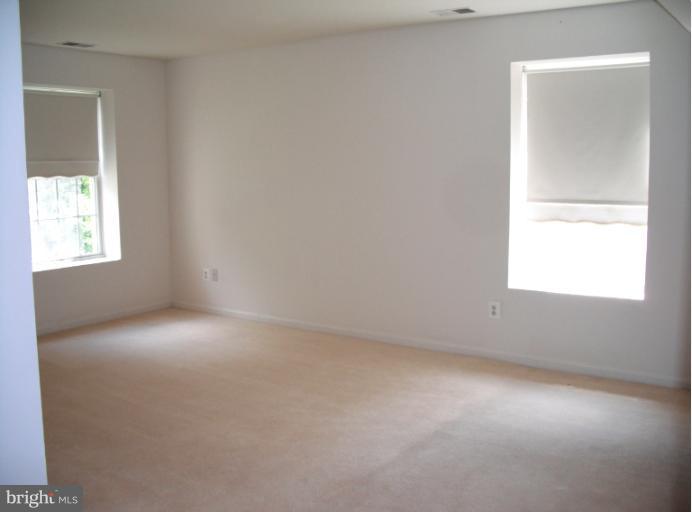 12330 Rosslare Ridge Road, Unit 106 Lutherville-Timonium, MD 21093 - Photo 13 of 16 Bedroom (Master)