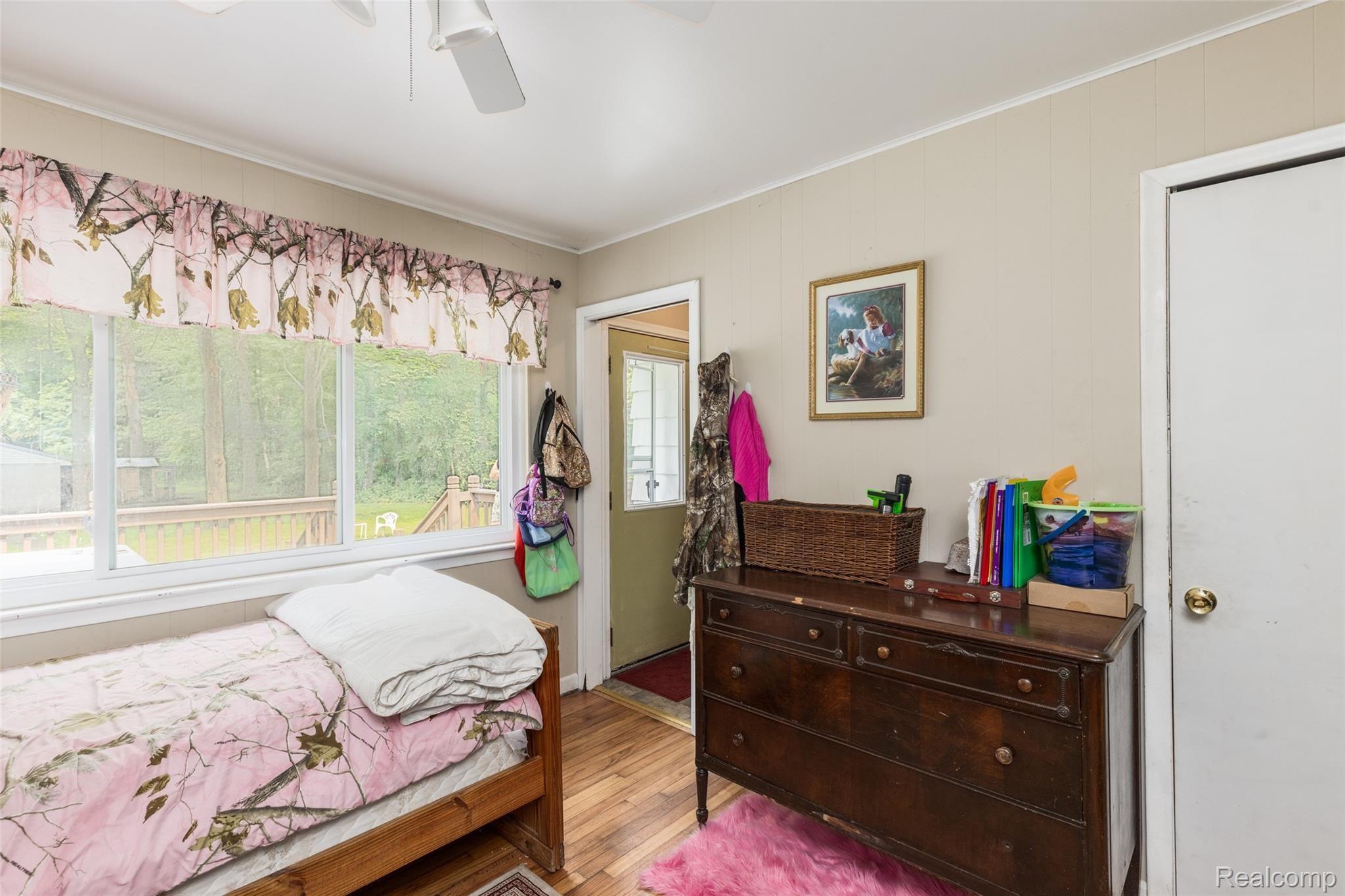 17904 Inkster Road Romulus, MI 48174 - Photo 16 of 31 17904 Inster-16.jpg