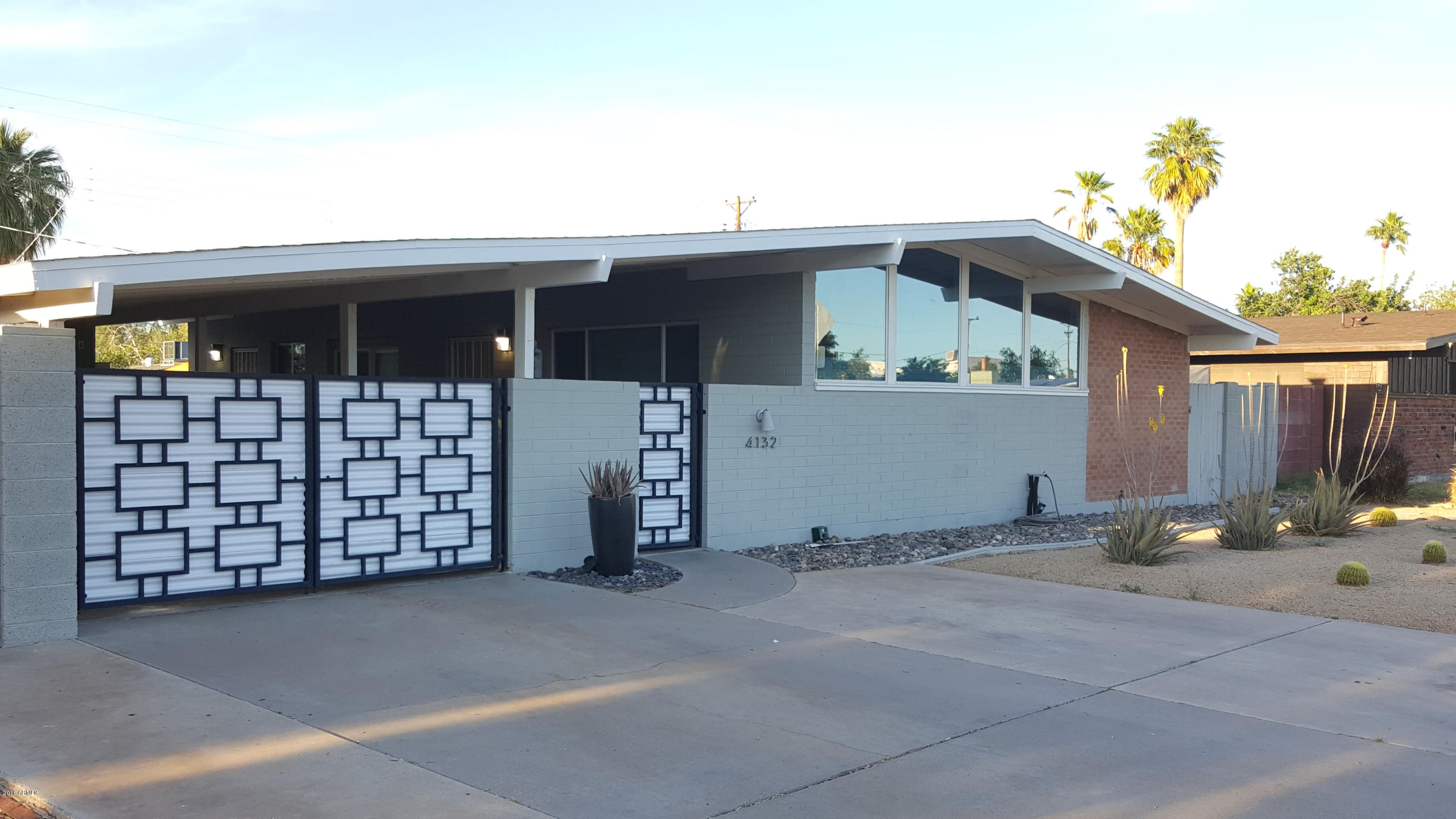 4132 East Almeria Road Phoenix, AZ 85008 - Photo 1 of 24 Front View