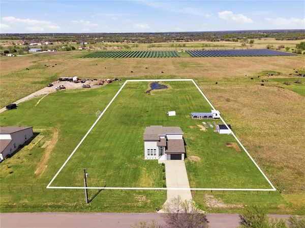 $520,000 | 1568 County Road 3517, Quinlan, TX 75474