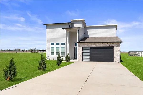 $520,000 | 1568 County Road 3517, Quinlan, TX 75474