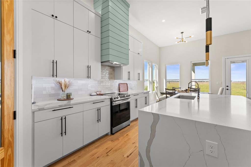 1568 County Road 3517 Quinlan, TX 75474 - Photo 7 of 30