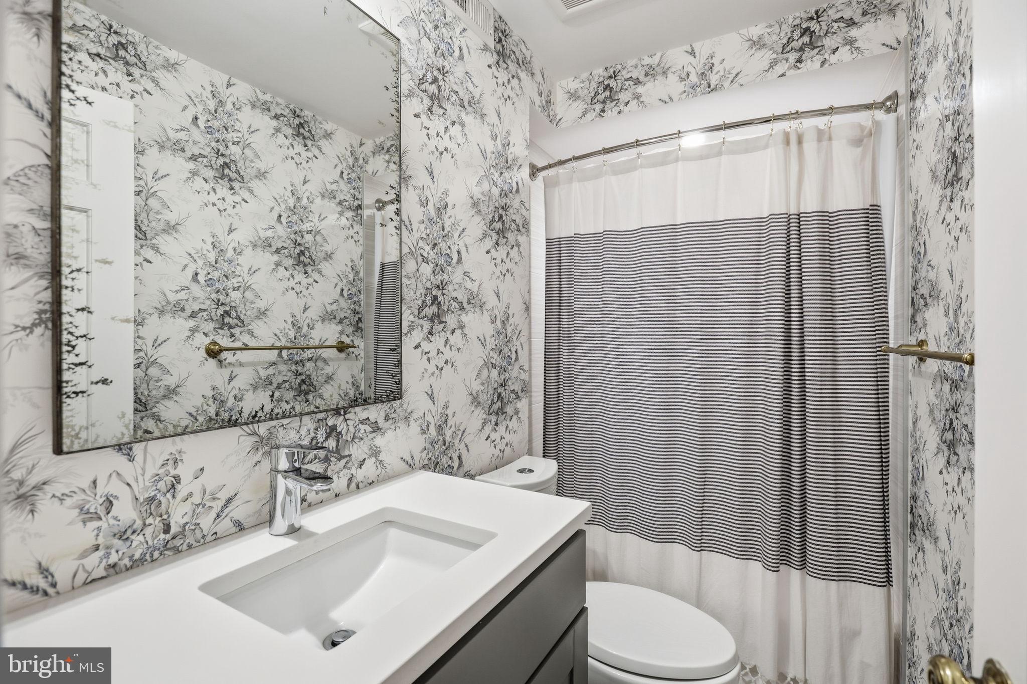322 2nd Street Southeast Washington, DC 20003 - Photo 21 of 22