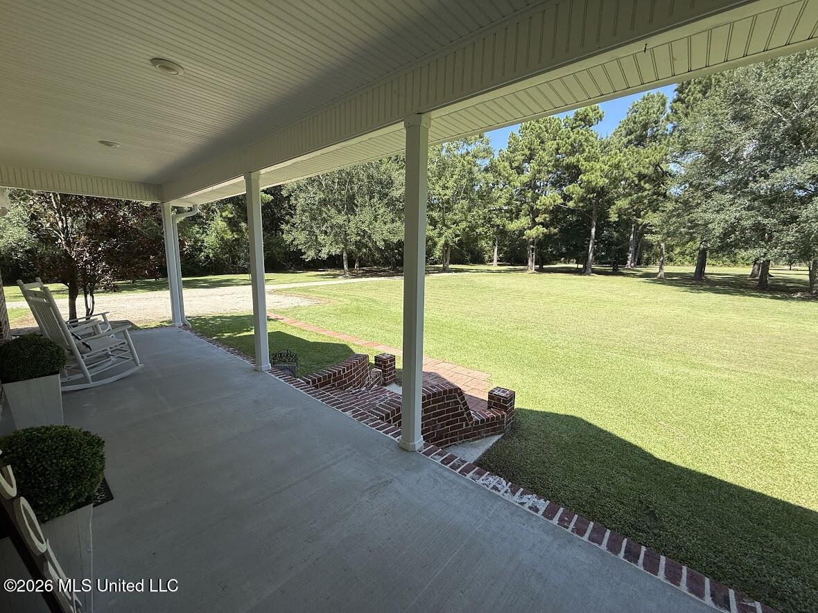 6211 Crump Road Kiln, MS 39556 - Photo 46 of 51 Front Porch