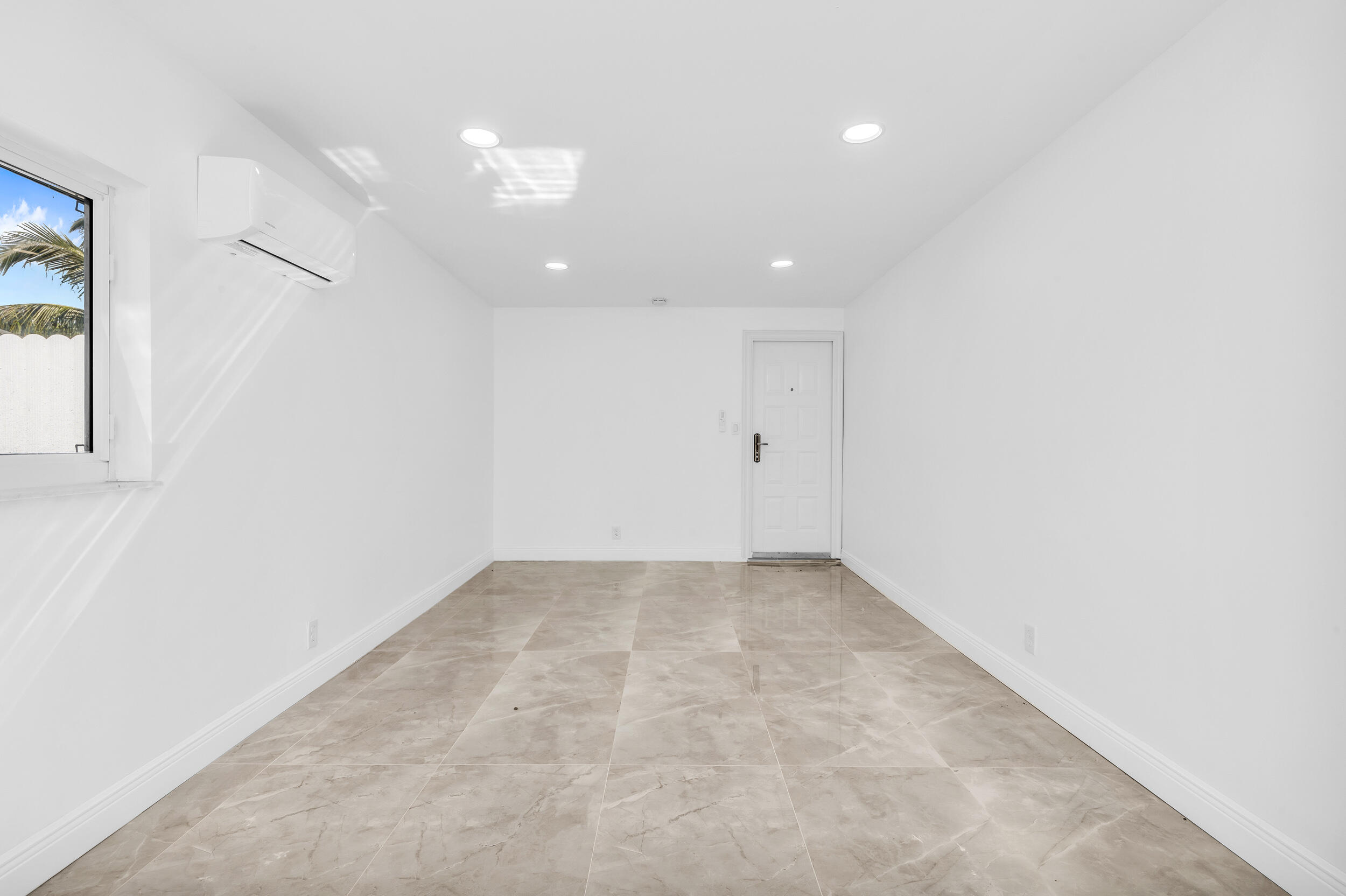 461 Northeast 44th Street Boca Raton, FL 33431 - Photo 19 of 24 photo-19