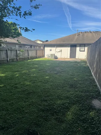 $1,250 | 10056 Sharpton Drive, Houston, TX 77038