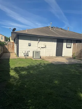 $1,250 | 10056 Sharpton Drive, Houston, TX 77038