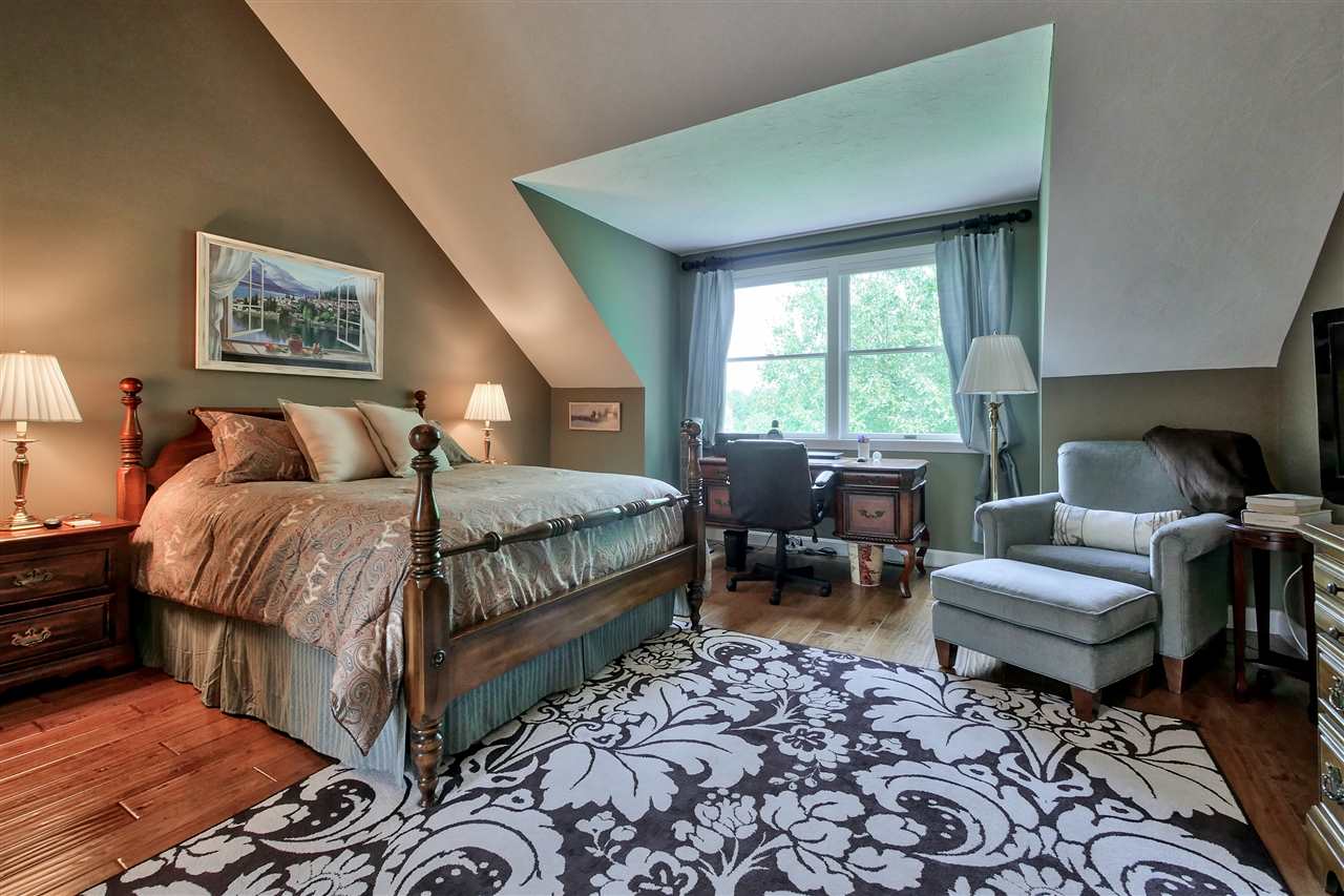 108 Hawthorne Village Road Nashua, NH 03062 - Photo 13 of 38 Gallery Image 13