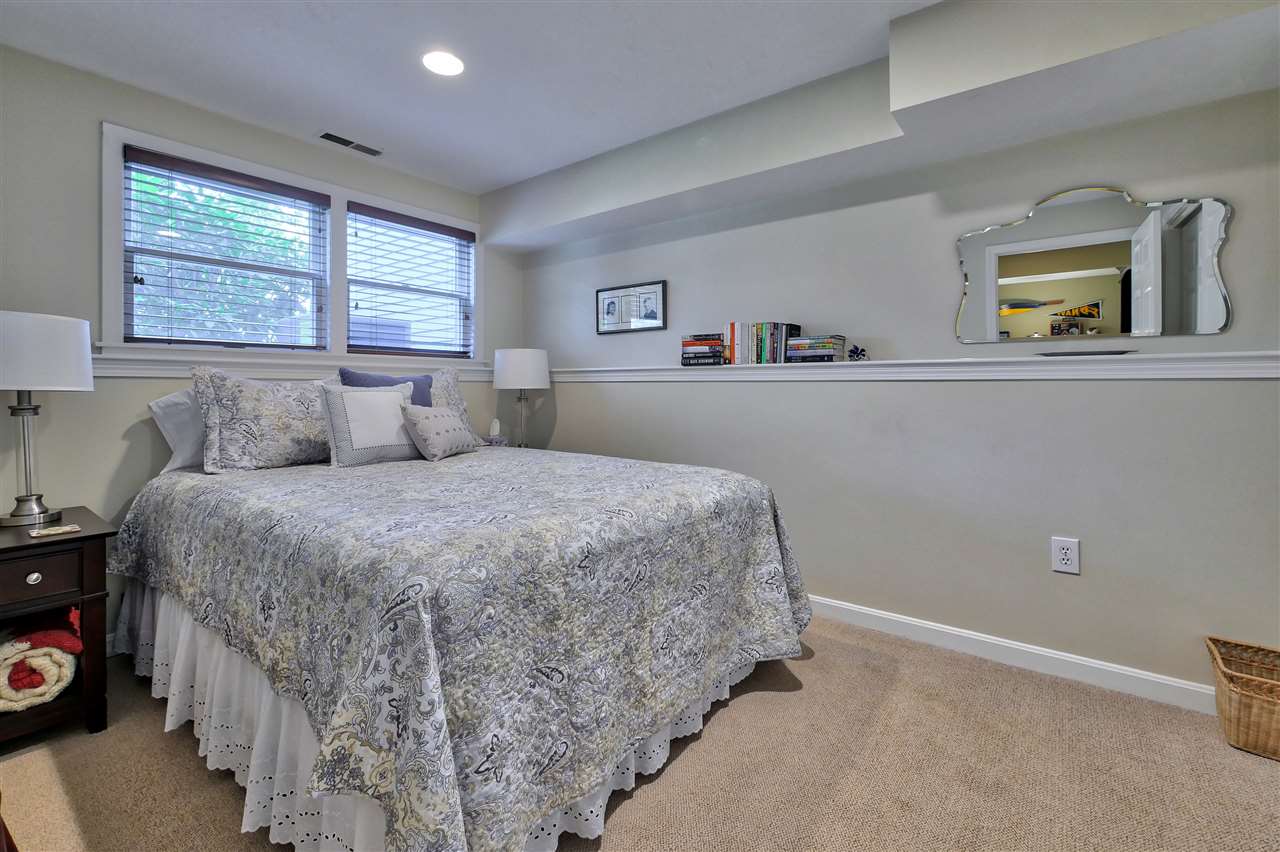 108 Hawthorne Village Road Nashua, NH 03062 - Photo 21 of 38 Gallery Image 21