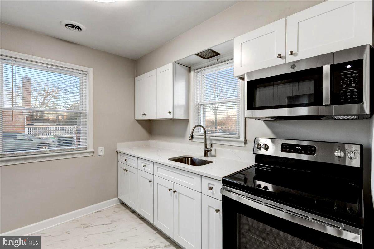 6203 Buckler Road Clinton, MD 20735 - Photo 6 of 30