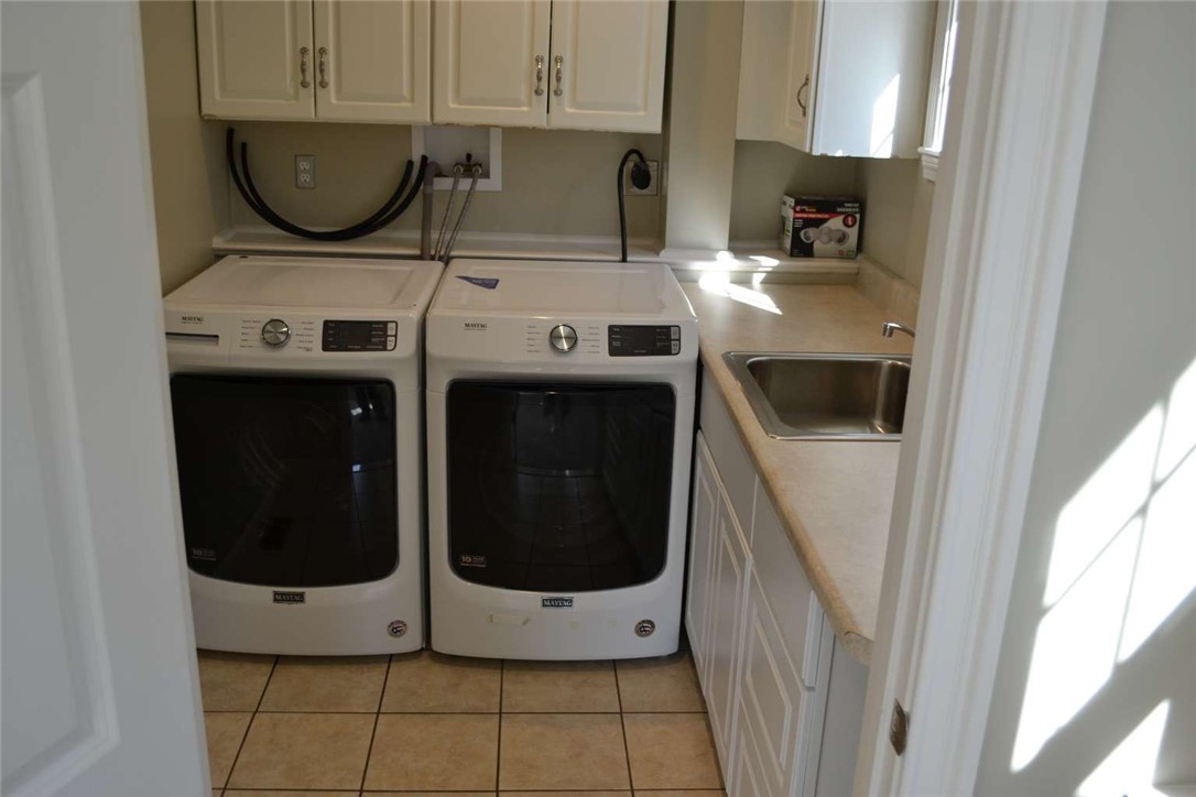 266 Angell Road Lincoln, RI 02865 - Photo 10 of 20