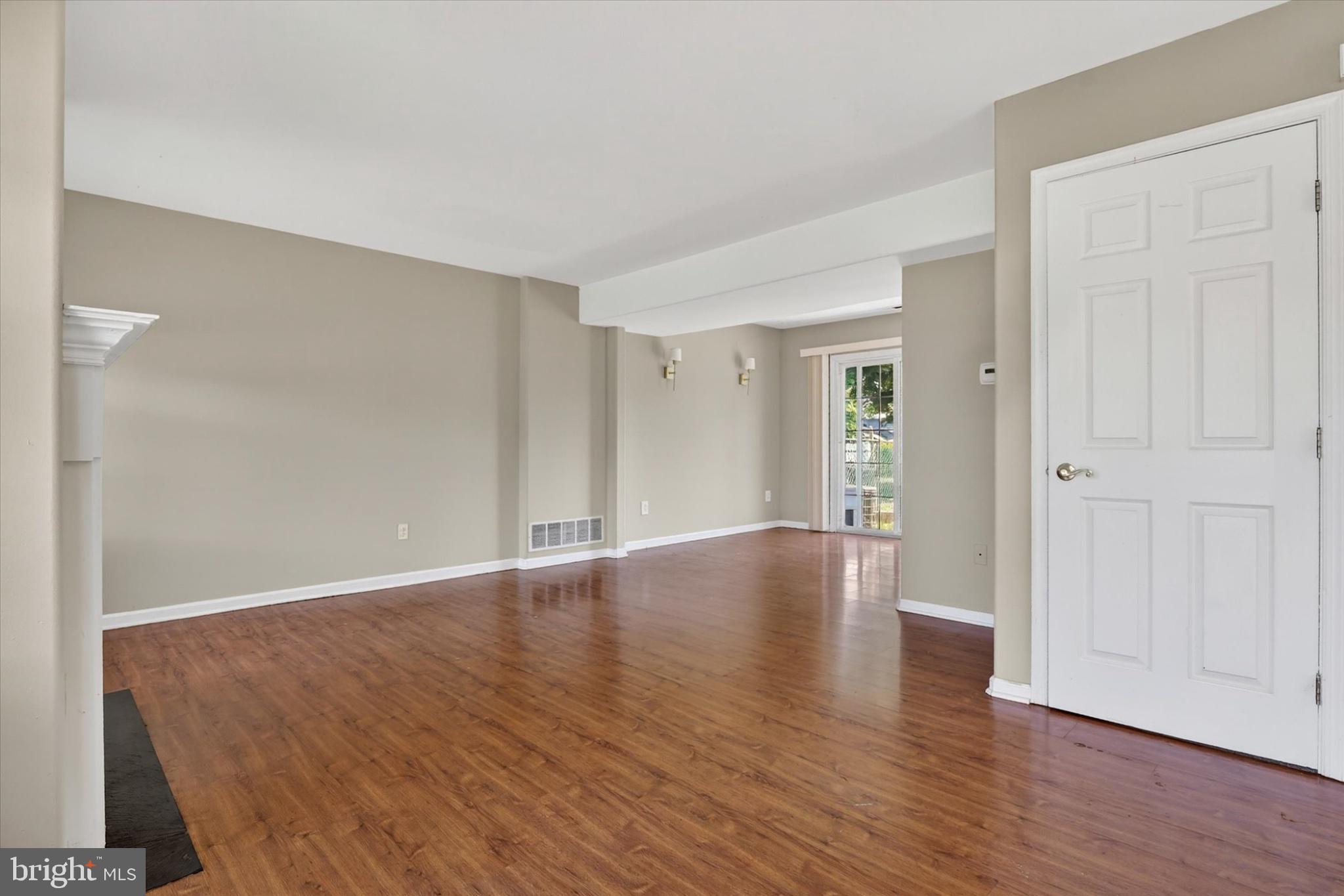507 South Fairview Street Riverside, NJ 08075 - Photo 5 of 36
