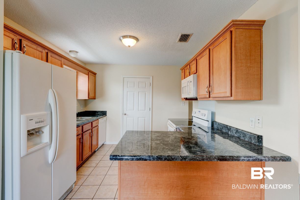 9680 Spring Meadow Drive North Mobile, AL 36695 - Photo 7 of 23