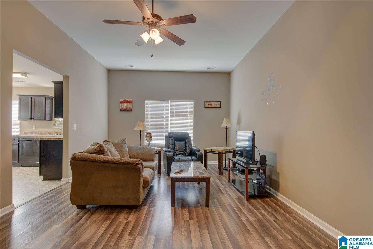 197 Hampton Drive Calera, AL 35040 - Photo 8 of 21
