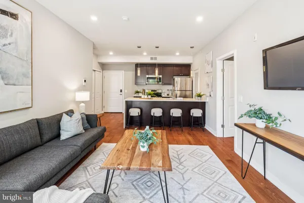 $3,390 | 203 Haverford Avenue, Unit 308, Narberth, PA 19072