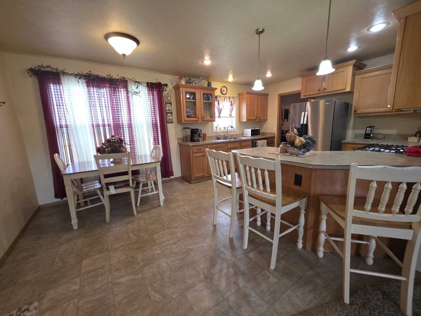 201 3rd Street Clay City, IL 62824 - Photo 18 of 92