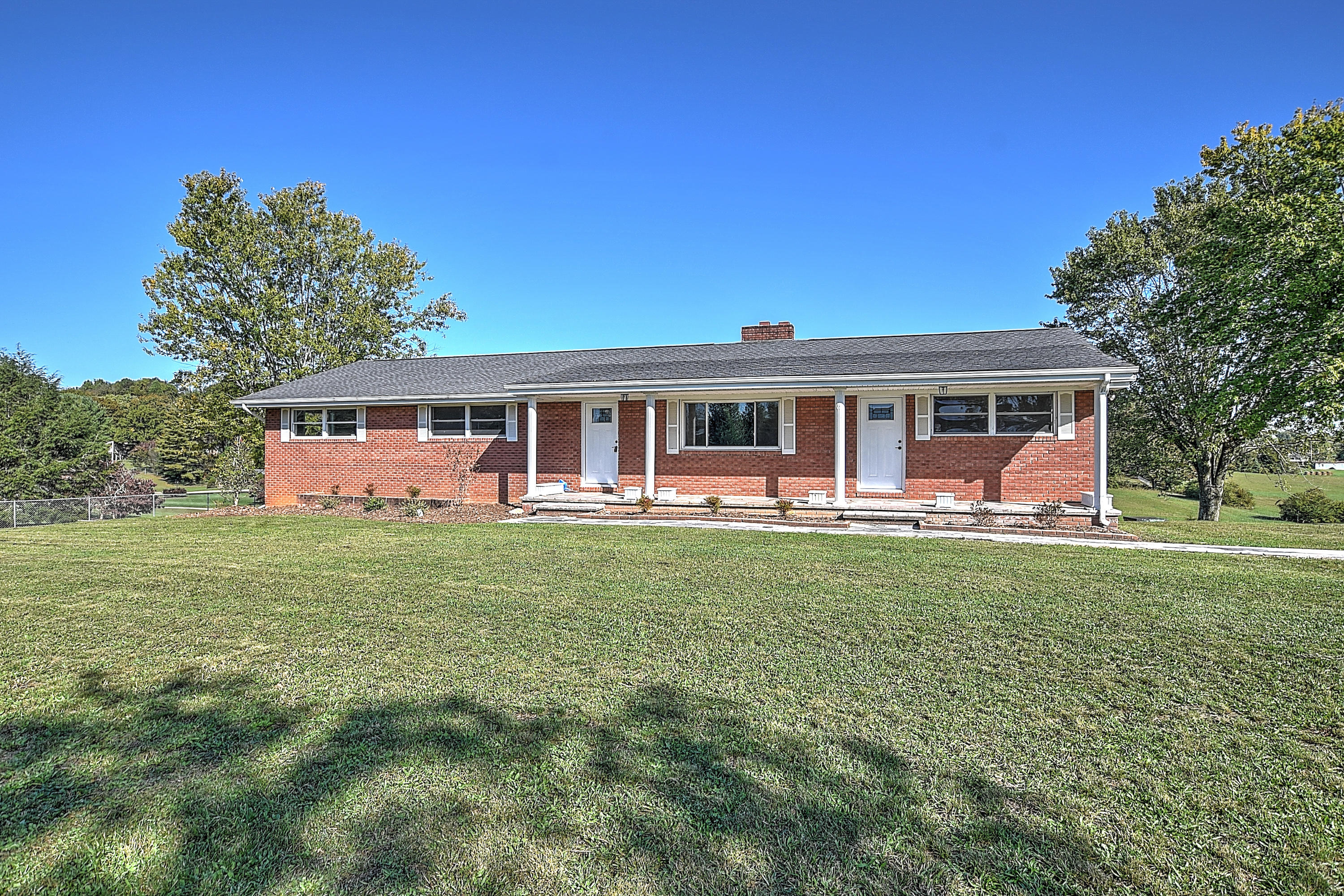 867 Old Shiloh Road Greeneville, TN 37745 - Photo 2 of 44 867 Old Shiloh Rd-3